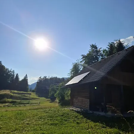 Tourist Farm Pr' Maretc * 班斯卡比斯特里察